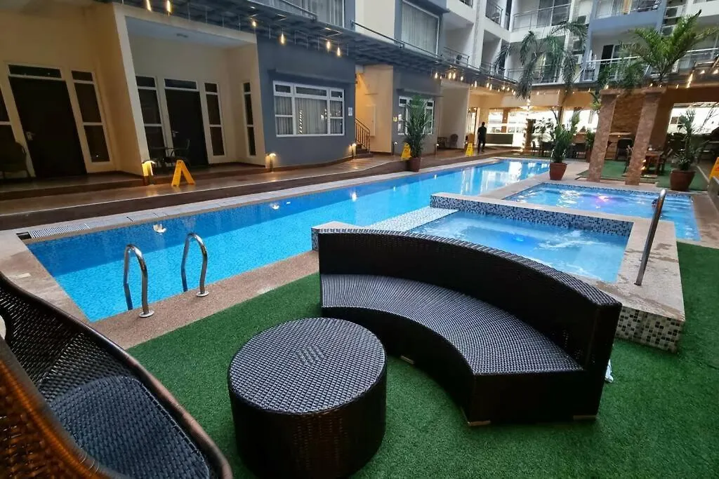 Exceptional 11Th Floor Studio @ La Grande Near Airport & Walking Street. Angeles Apartamento
